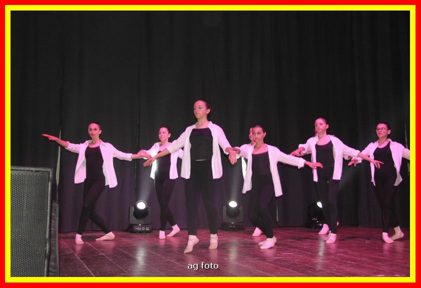 180526 danza 120_tn.jpg